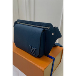Сумка  Louis Vuitton Pilot Wearable