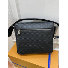 Сумка  Louis Vuitton District PM