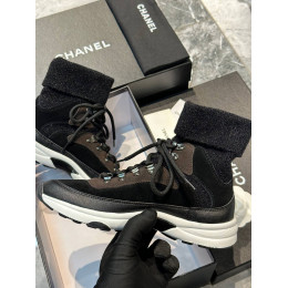 Высокие кроссовки Chanel 