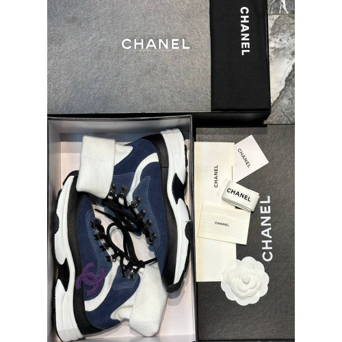Высокие кроссовки Chanel