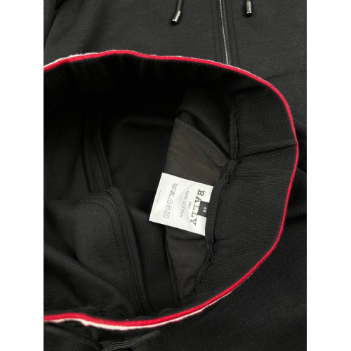 Костюм мужской Bally