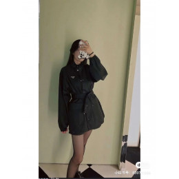 Тренч Prada 