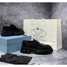 Туфли Prada 