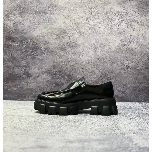 Туфли Prada 