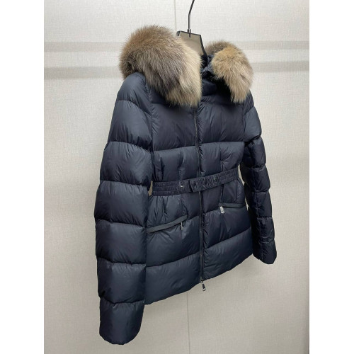 Пуховик Moncler 