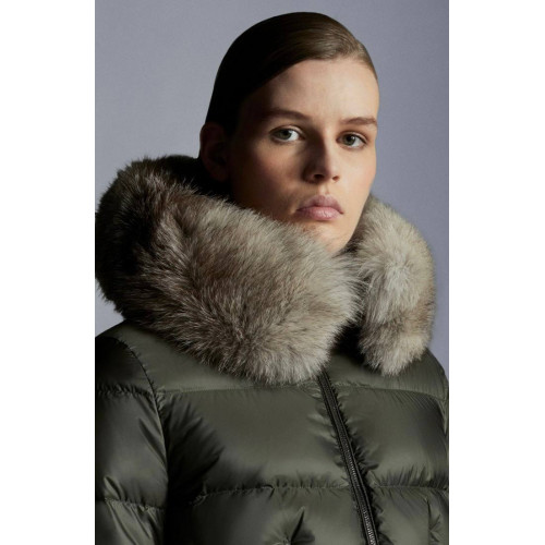 Пуховик Moncler Boedic