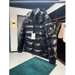 Пуховик Moncler 