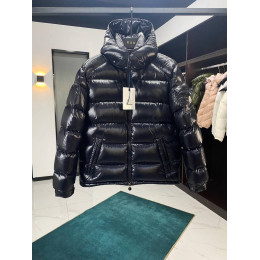 Пуховик Moncler 