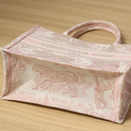 Сумка  Dior Book Tote