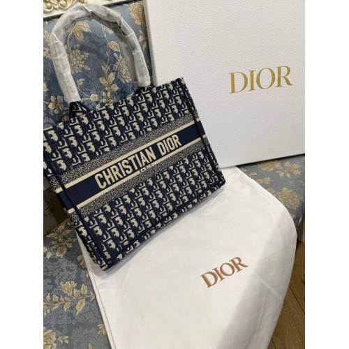 Сумка  Dior Book Tote