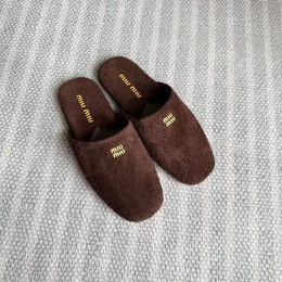 Женские шлёпанцы мюли MIU MIU