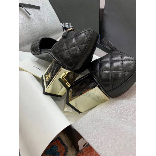 Женские туфли Chanel