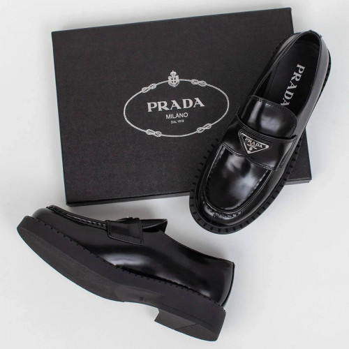 Мужские лоферы Prada 