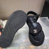 Сандали Chanel 