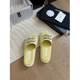 Шлепанцы Chanel