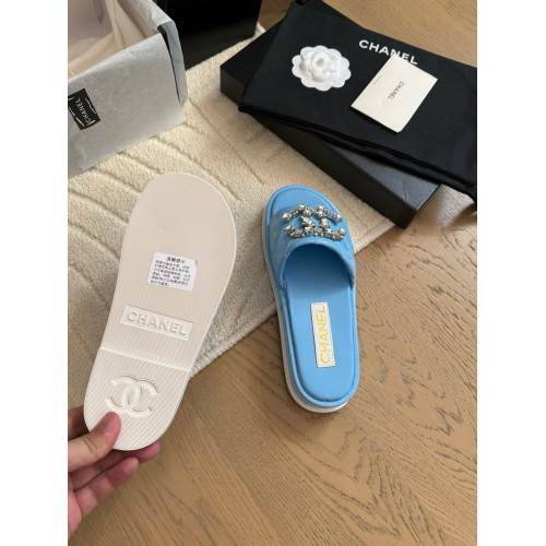 Шлепанцы Chanel
