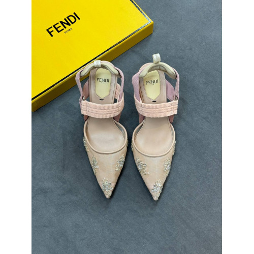 Босоножки Fendi Colibri