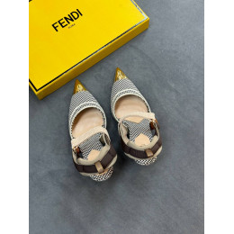 Босоножки Fendi Colibri