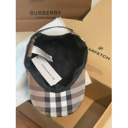 Бейсболка Burberry
