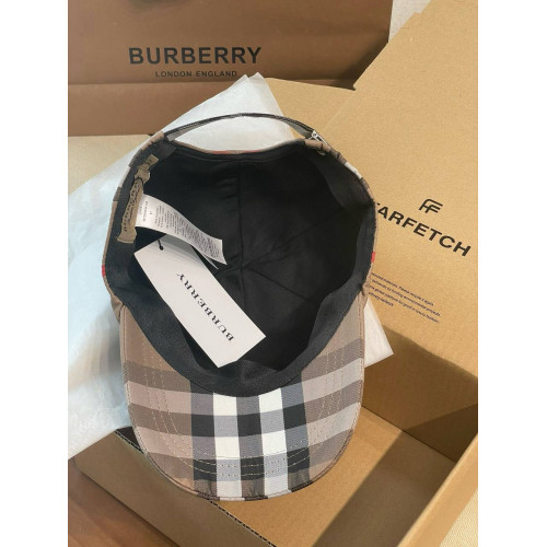 Бейсболка Burberry