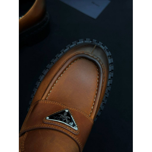 Лоферы Prada