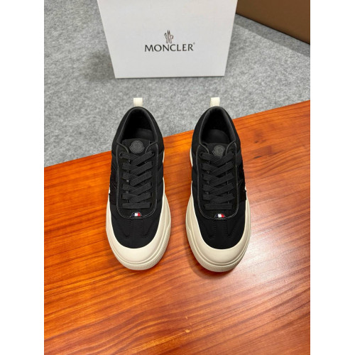 Кроссовки Moncler