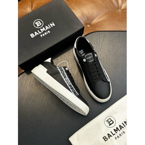 Кроссовки Balmain