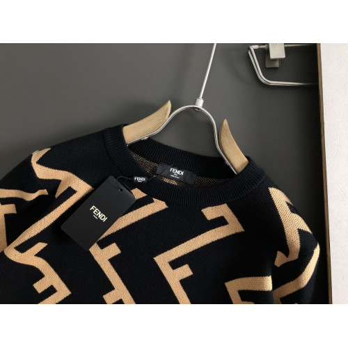 Свитер Fendi 