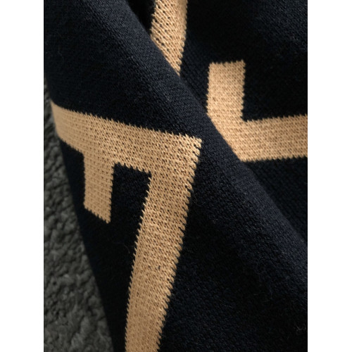 Свитер Fendi 
