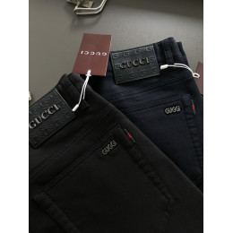 Джинсы Gucci 