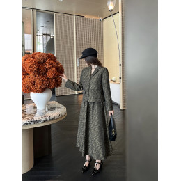 Женский костюм Fendi с юбкой