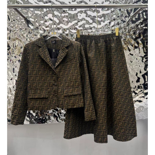 Женский костюм Fendi с юбкой
