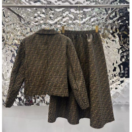 Женский костюм Fendi с юбкой