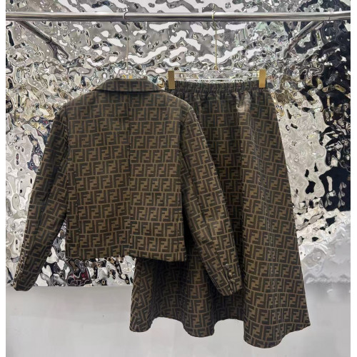 Женский костюм Fendi с юбкой