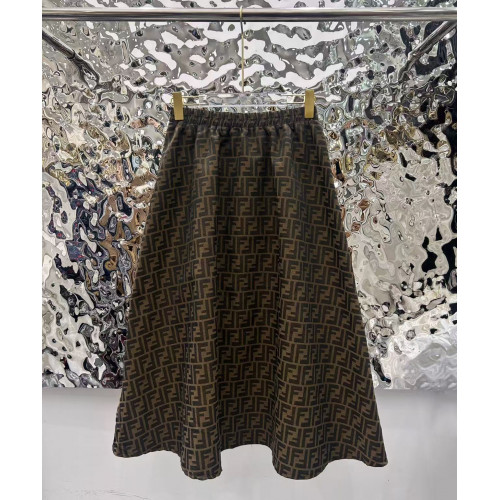 Женский костюм Fendi с юбкой