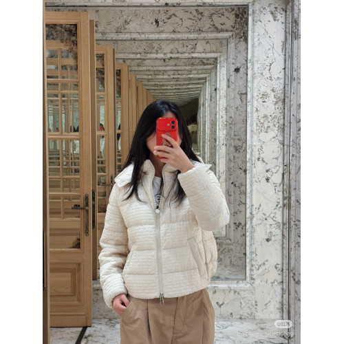 Пуховик Moncler 