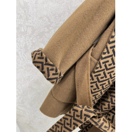 Пальто Fendi 