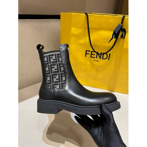 Ботинки Fendi