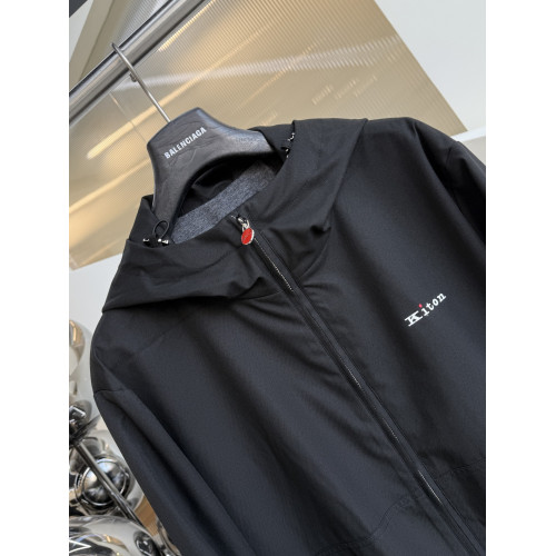 Ветровка Kiton