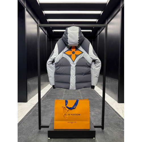Пуховик Louis Vuitton 