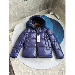 Пуховик Canada Goose 