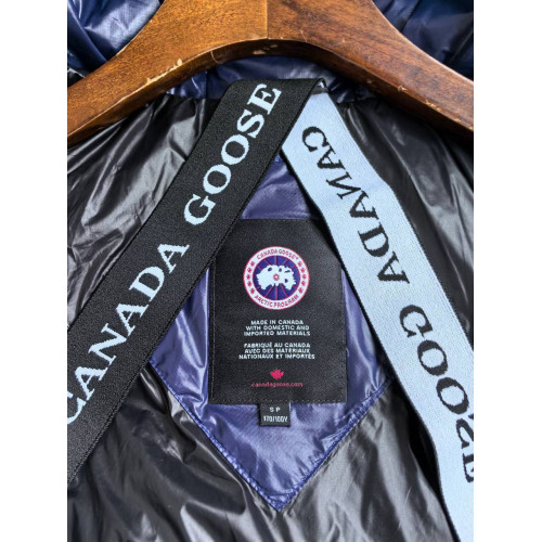 Пуховик Canada Goose 