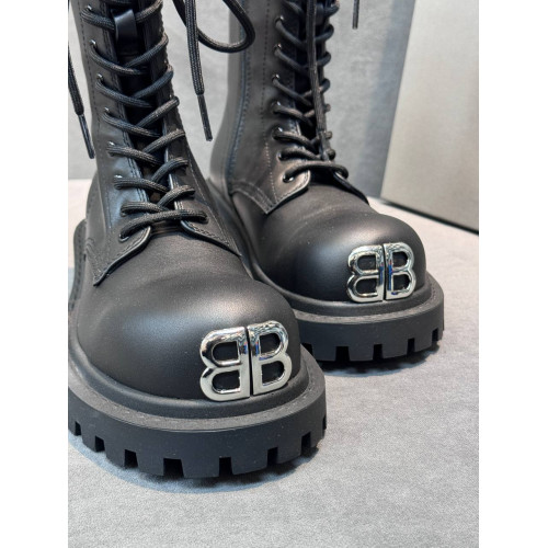 Ботинки на шнуровке Balenciaga