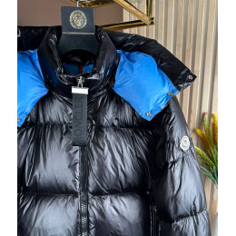 Пуховик Moncler 