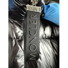 Пуховик Moncler 