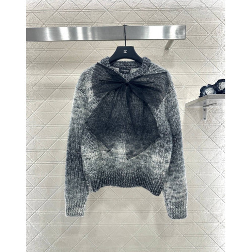 Свитер Chanel