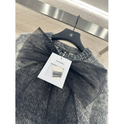 Свитер Chanel