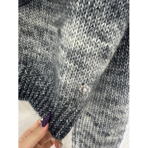 Свитер Chanel