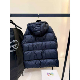 Женский пуховик Prada