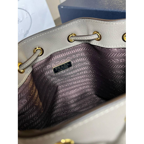 Сумка Prada 